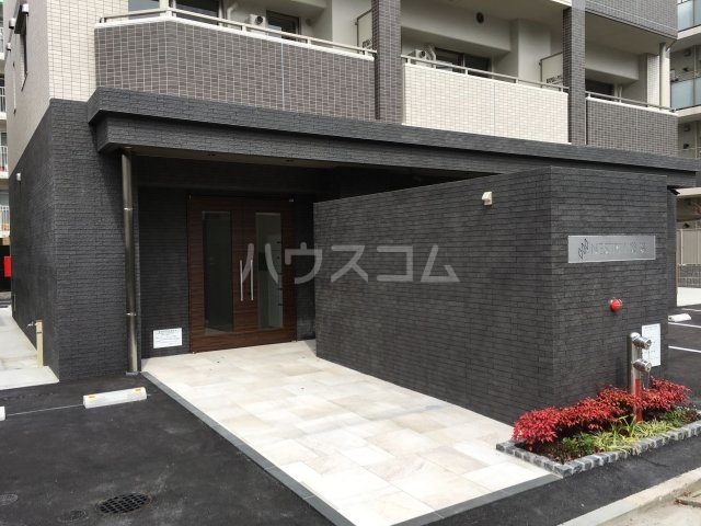 13/23 エントランス