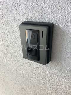 21/30 エントランス
