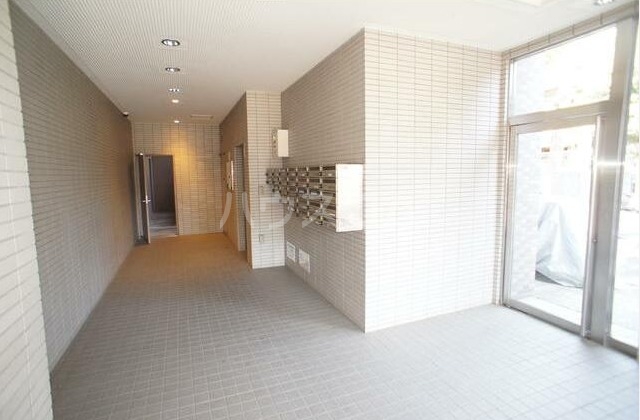 17/20 エントランス