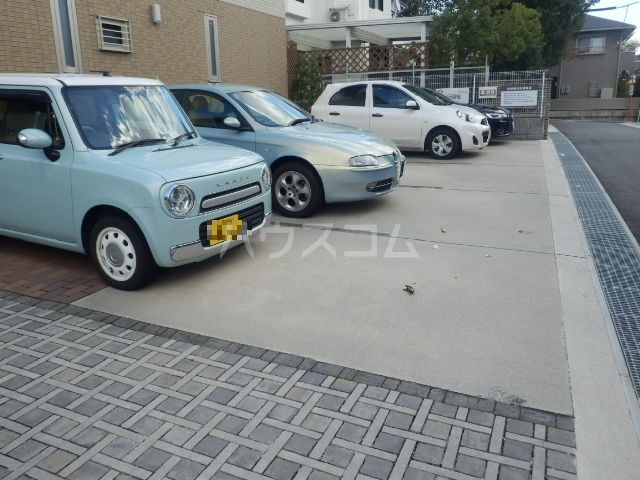 4/11 駐車場