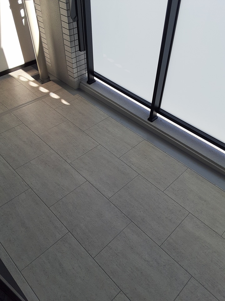 18/30 バルコニー