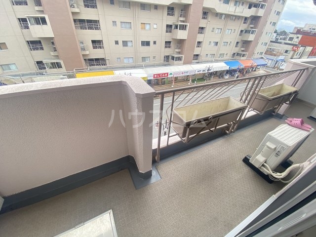 25/30 バルコニー