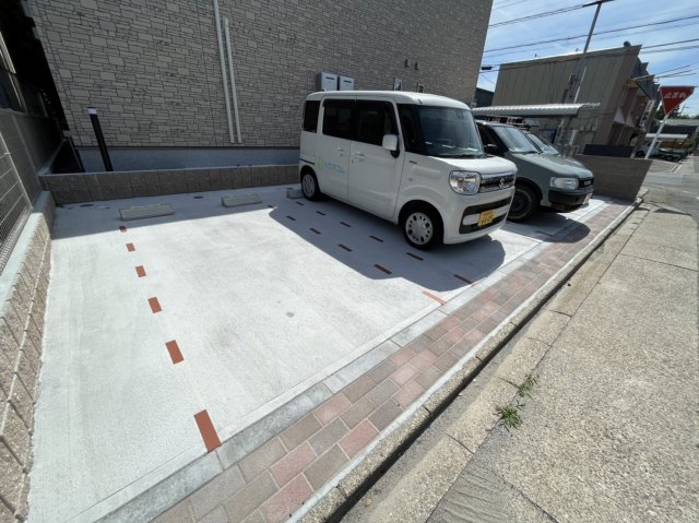 22/30 駐車場