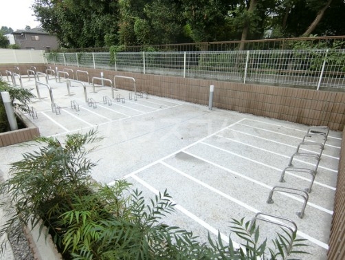 16/26 エントランス