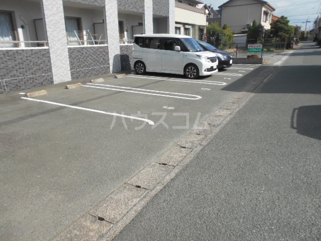 14/22 駐車場