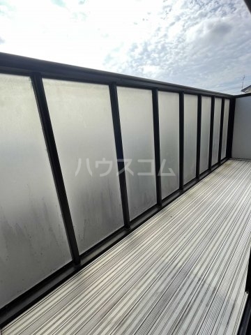 21/30 バルコニー