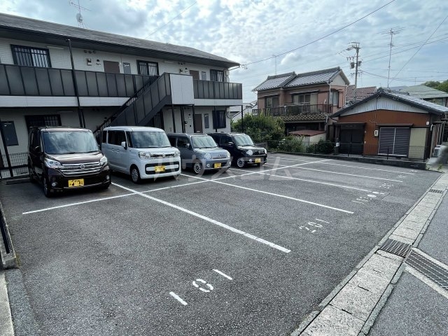 25/30 駐車場