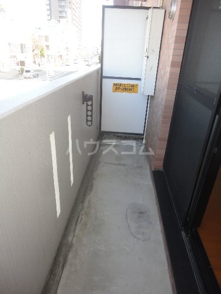 17/27 バルコニー