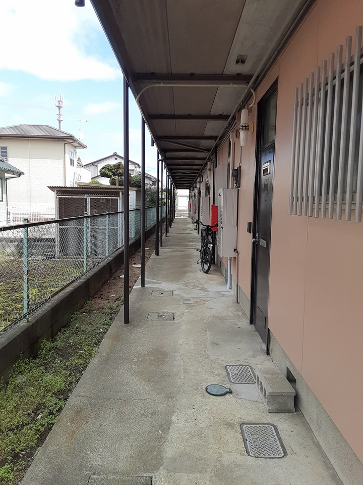 20/30 エントランス