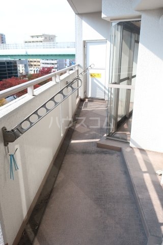 15/28 バルコニー