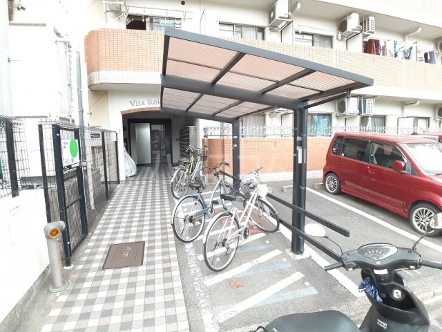 22/30 エントランス