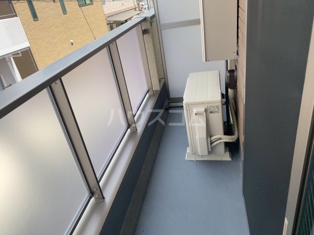 23/30 バルコニー