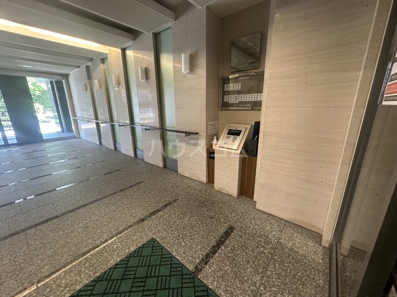 3/6 エントランス