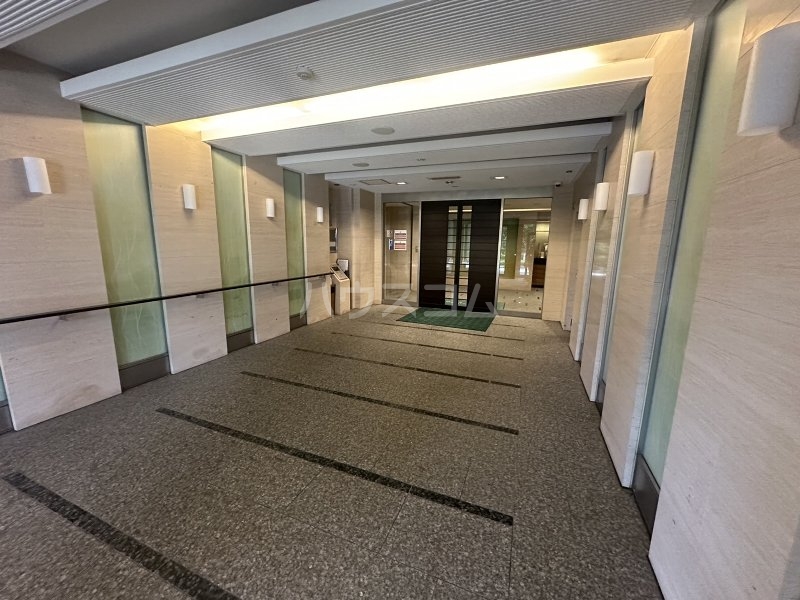 4/6 エントランス