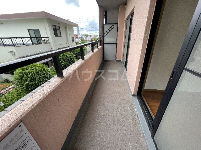 20/30 バルコニー