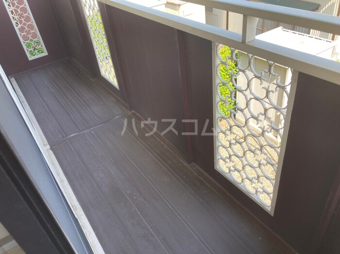 15/18 バルコニー