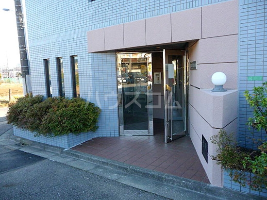 14/16 エントランス