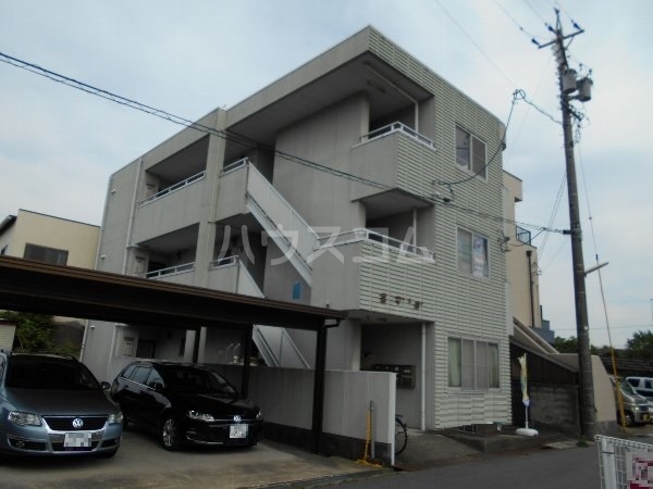 リアナ小牧　弐番館の外観