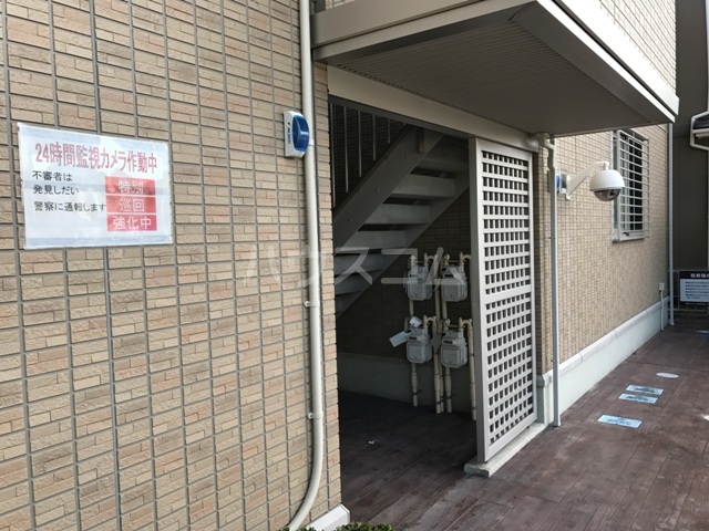 22/30 エントランス