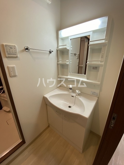 17/30 洗面