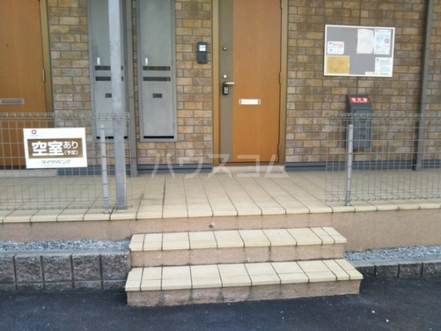 14/20 エントランス