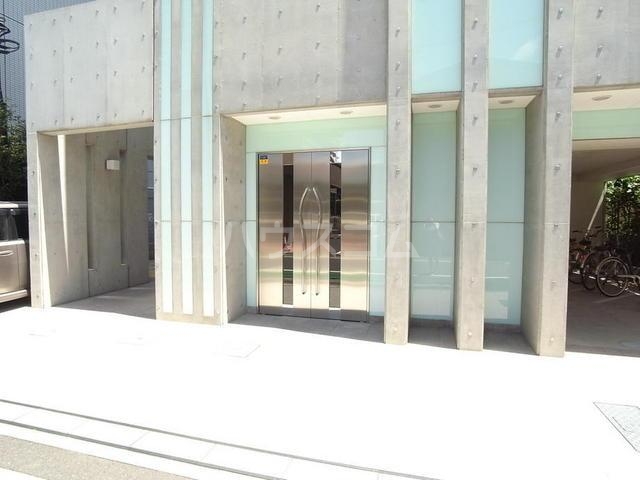 14/16 エントランス