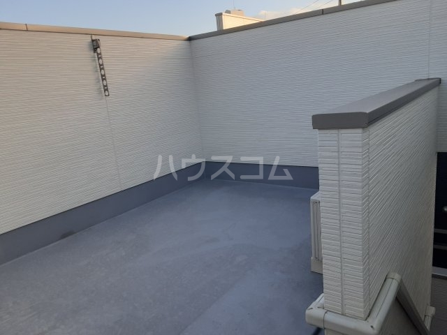 13/21 バルコニー