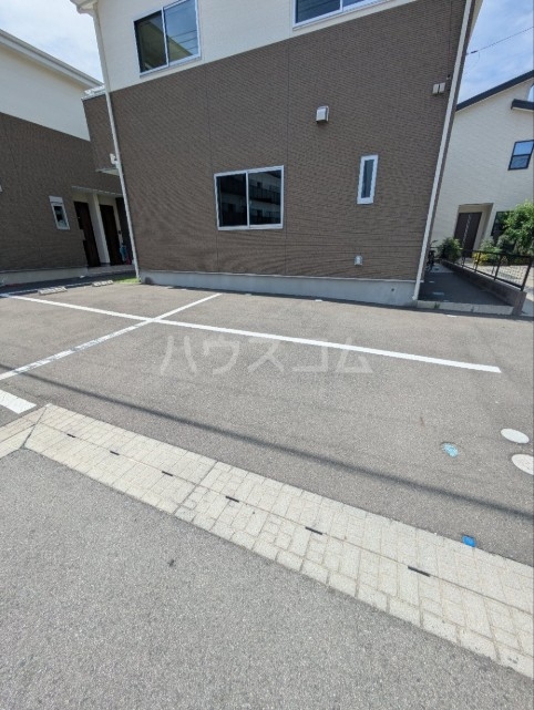 22/29 駐車場
