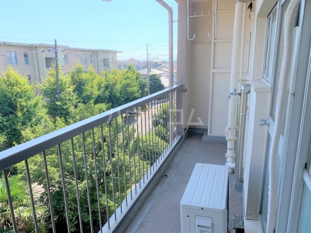 13/25 バルコニー