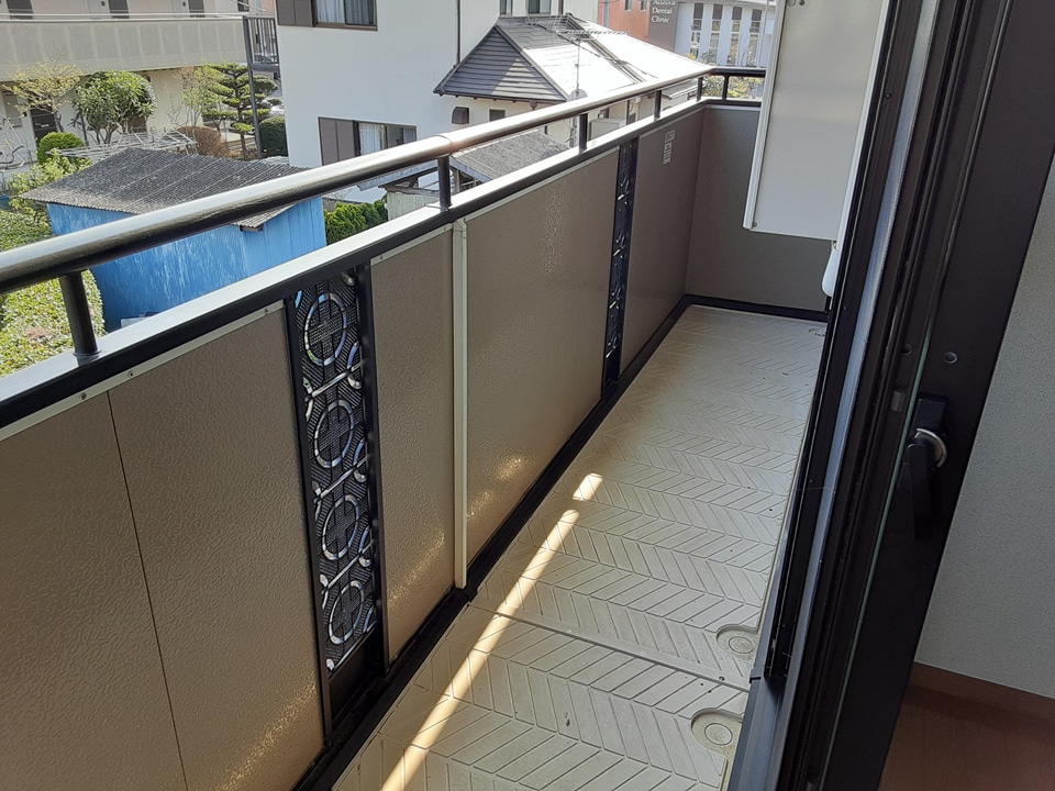 15/23 バルコニー