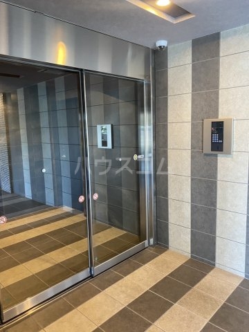 19/28 エントランス