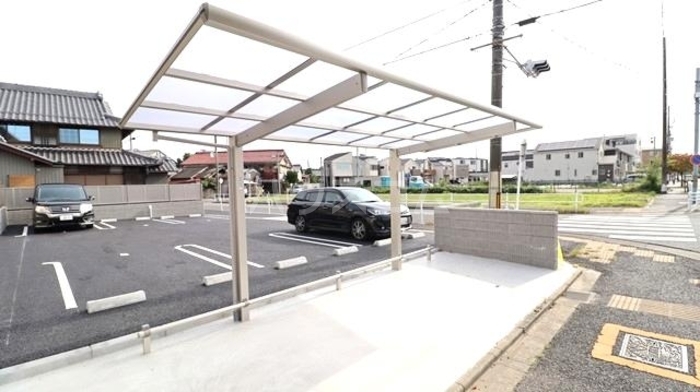 20/28 駐車場