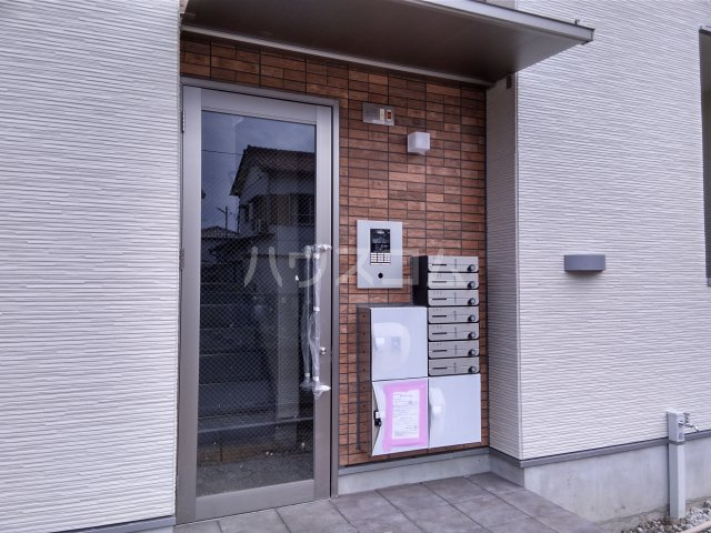 17/19 エントランス