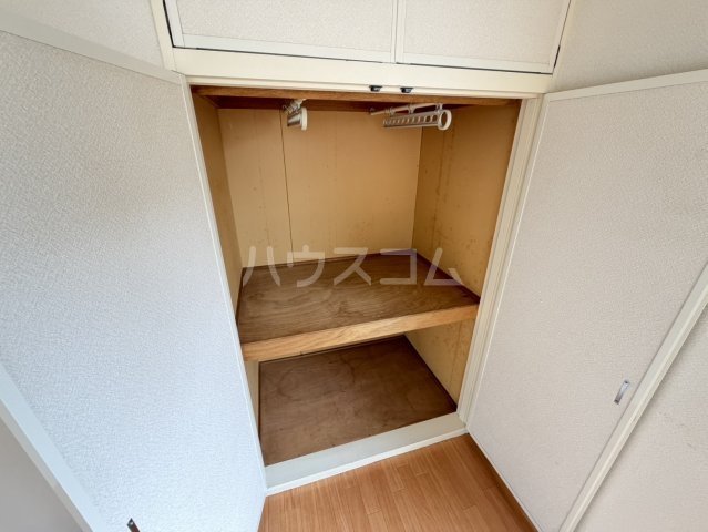 13/30 収納