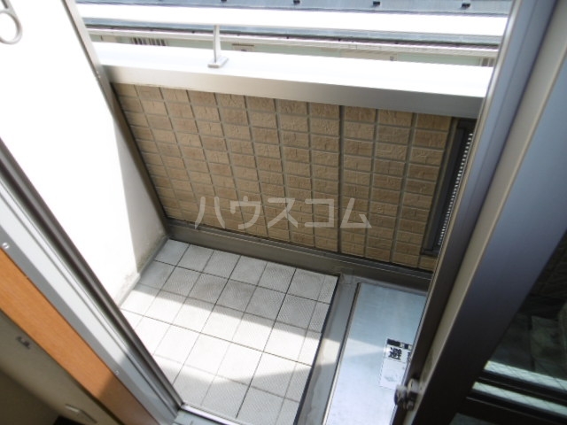 19/27 バルコニー