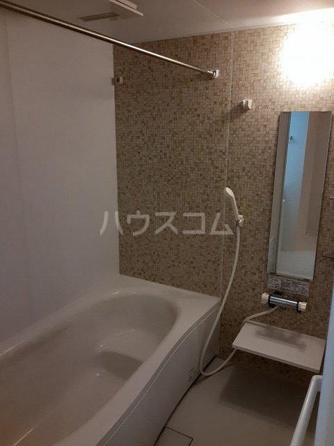 14/30 浴室