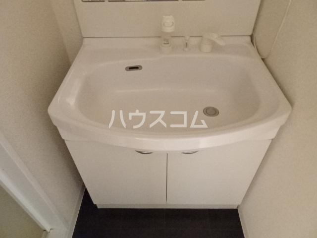 13/30 洗面