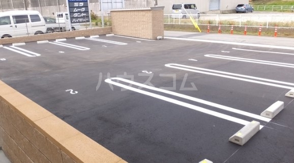 3/5 駐車場