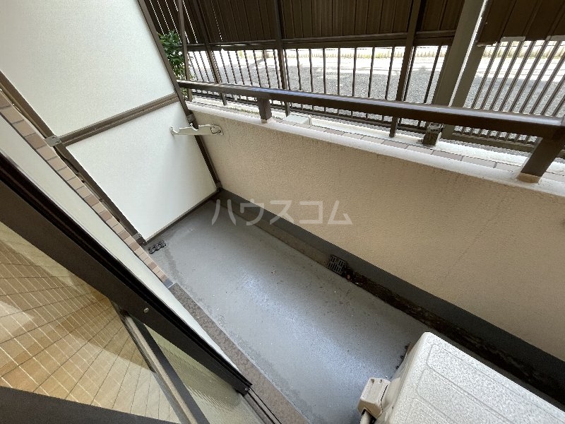 15/22 バルコニー