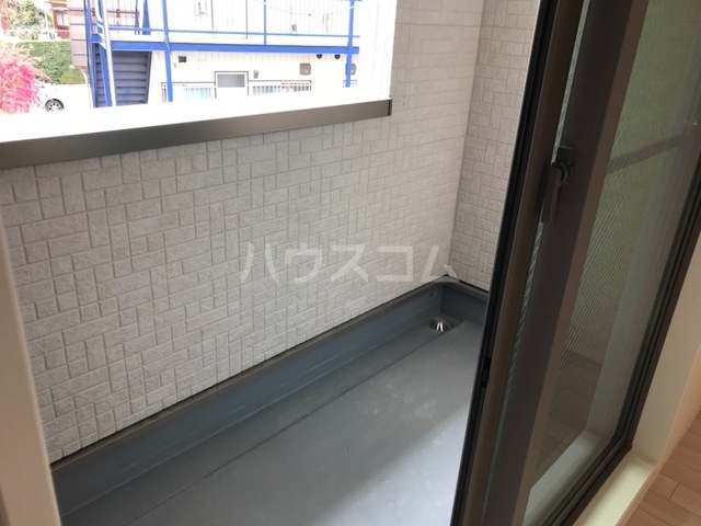 20/30 バルコニー