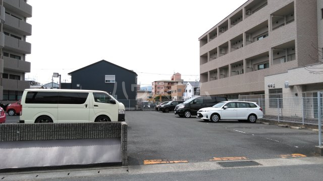 4/5 駐車場
