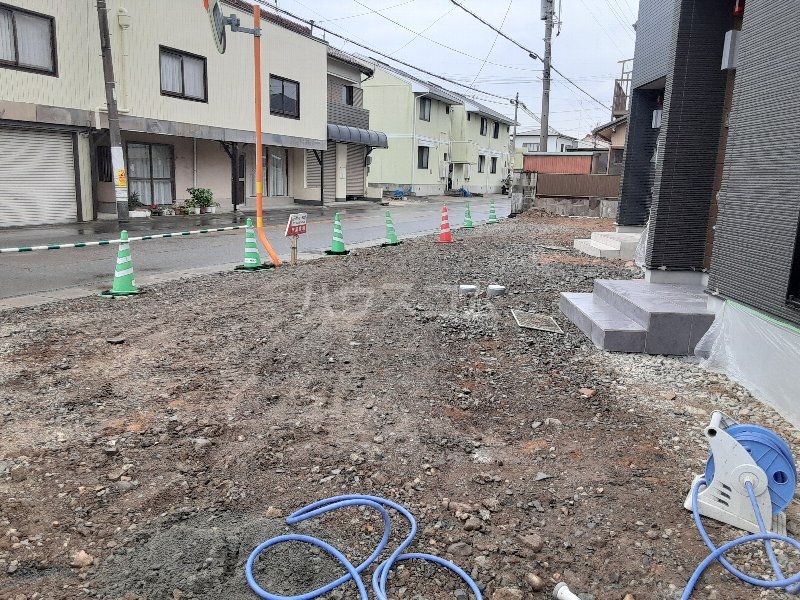 16/25 駐車場
