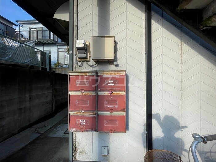 18/22 エントランス