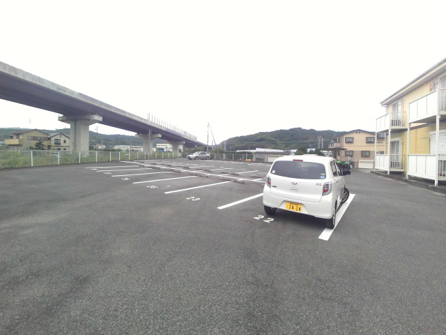 21/30 駐車場