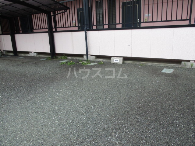 2/10 駐車場