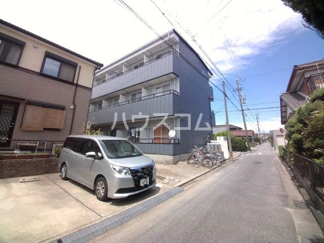 22/30 駐車場
