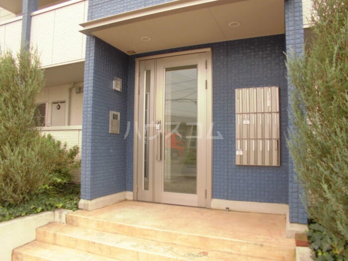 15/26 エントランス