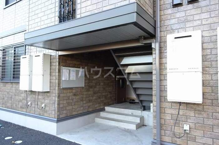 3/8 エントランス