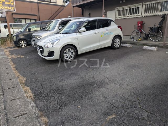 22/30 駐車場