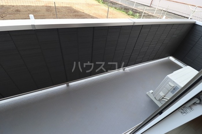 13/22 バルコニー